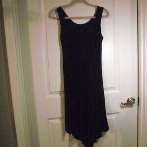 WOMENS SMALL BLACK SLEEVELESS DRESS